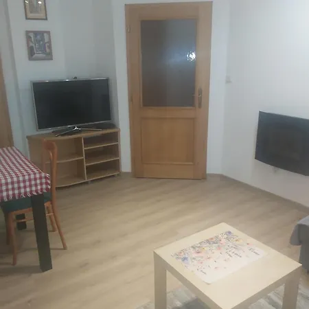 بيت خشبي Nad Kupaliskom